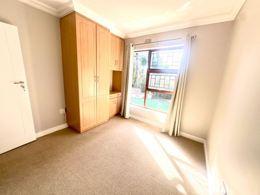 6 Bedroom Property for Sale in Denver Park Western Cape